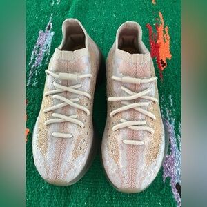 adidas gazelle silver green womens adidas Yeezy Boost 350 V2 Salt
